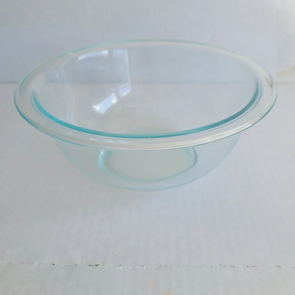 Pyrex Clear Tinted Block Brick 2.5 Qt Mixing Bowl and 1 Qt‎ Nesting Bowl 325 322
